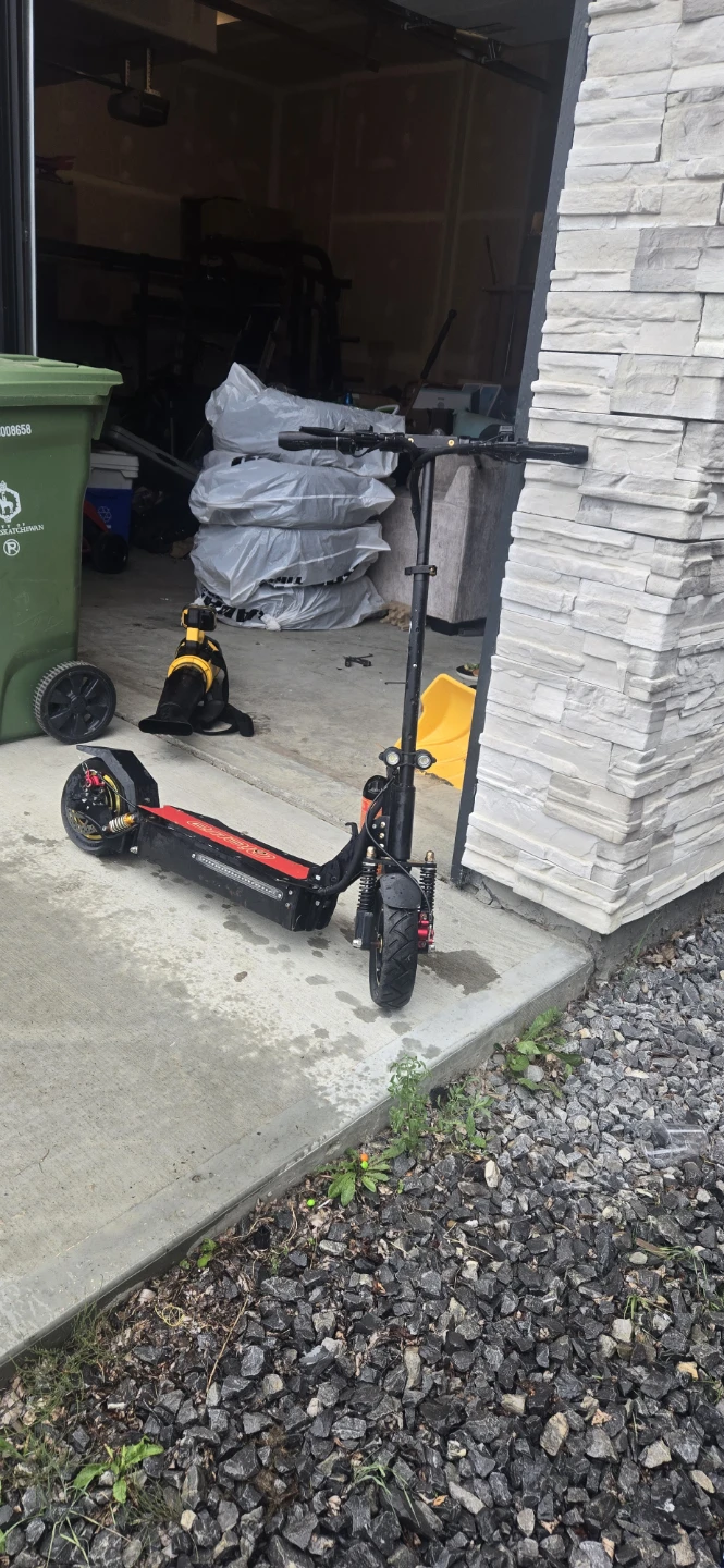 QIEWA Electric Scooter (doesn't work)