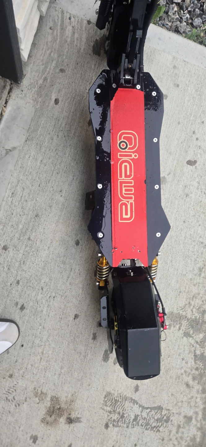 QIEWA Electric Scooter (doesn't work) - photo 4
