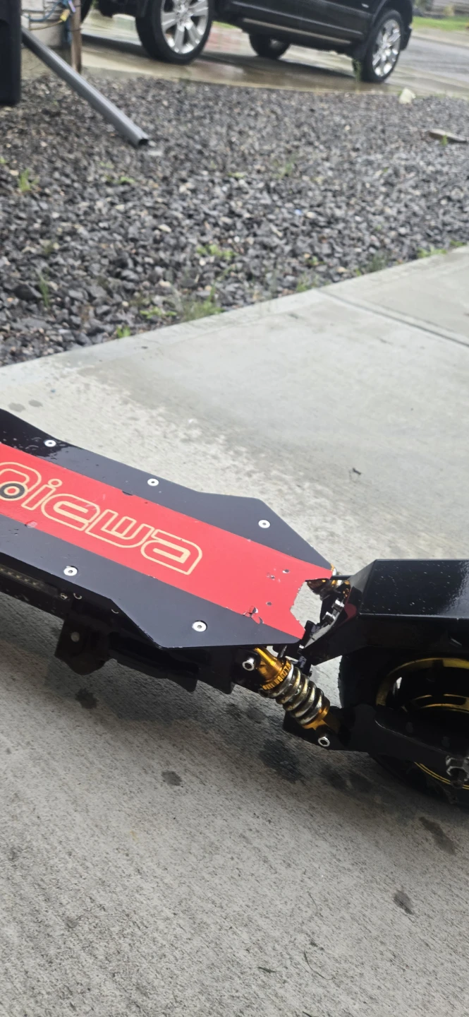 QIEWA Electric Scooter (doesn't work) - photo 5