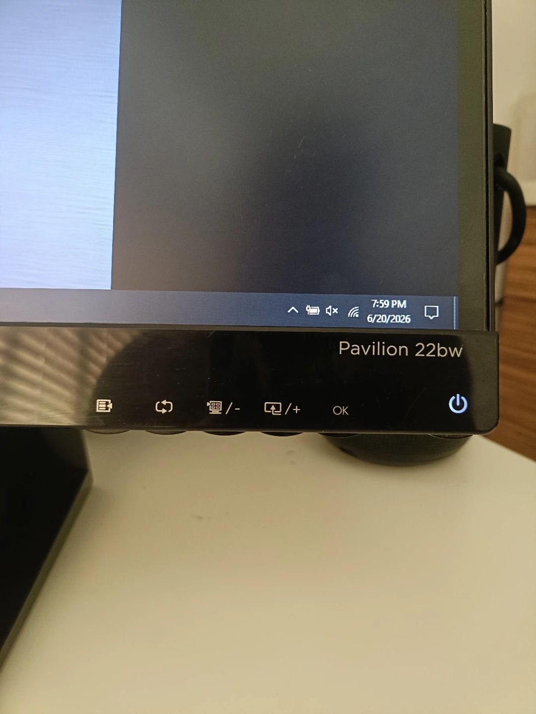 HP Pavilion 22bw Monitor - photo 2