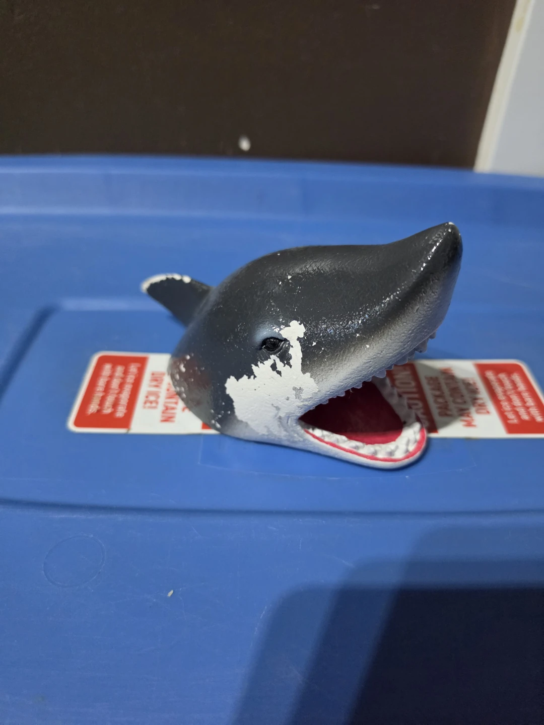 Aquarium Toy Shark Head
