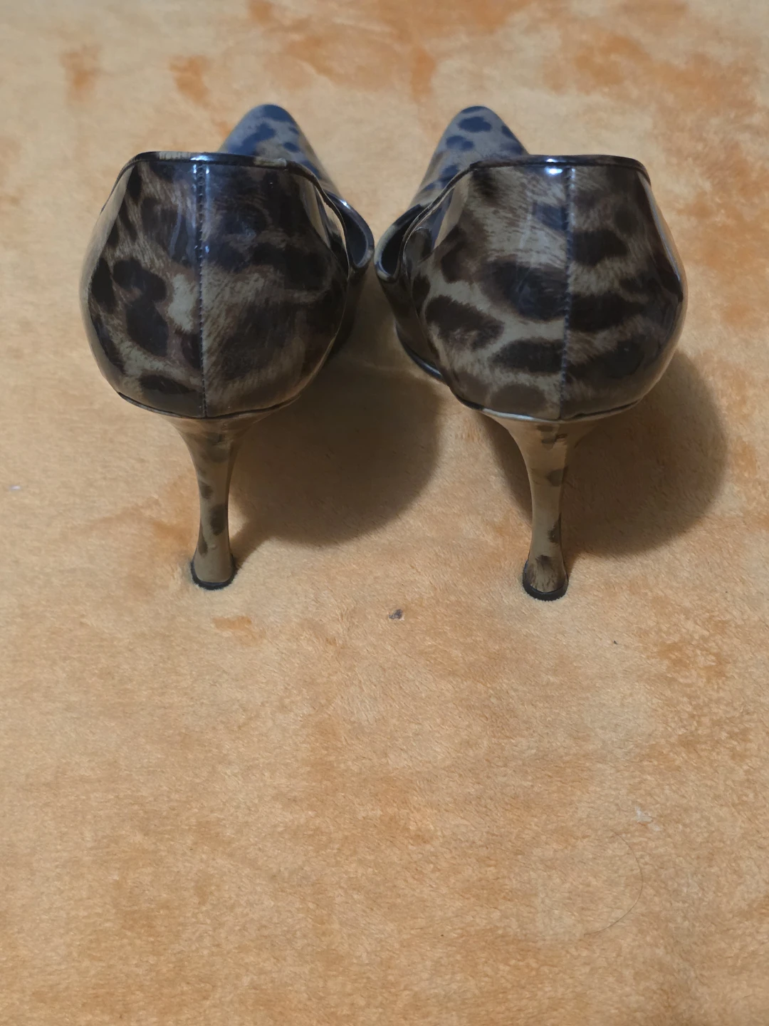 Manolo Blahnik Leopard Print Heels Size 37 - photo 5