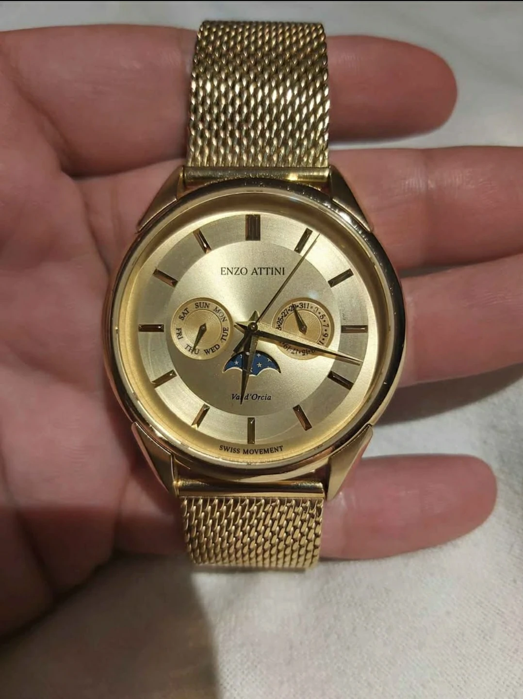 Enzo Attini Gold Tone Mesh Band Watch