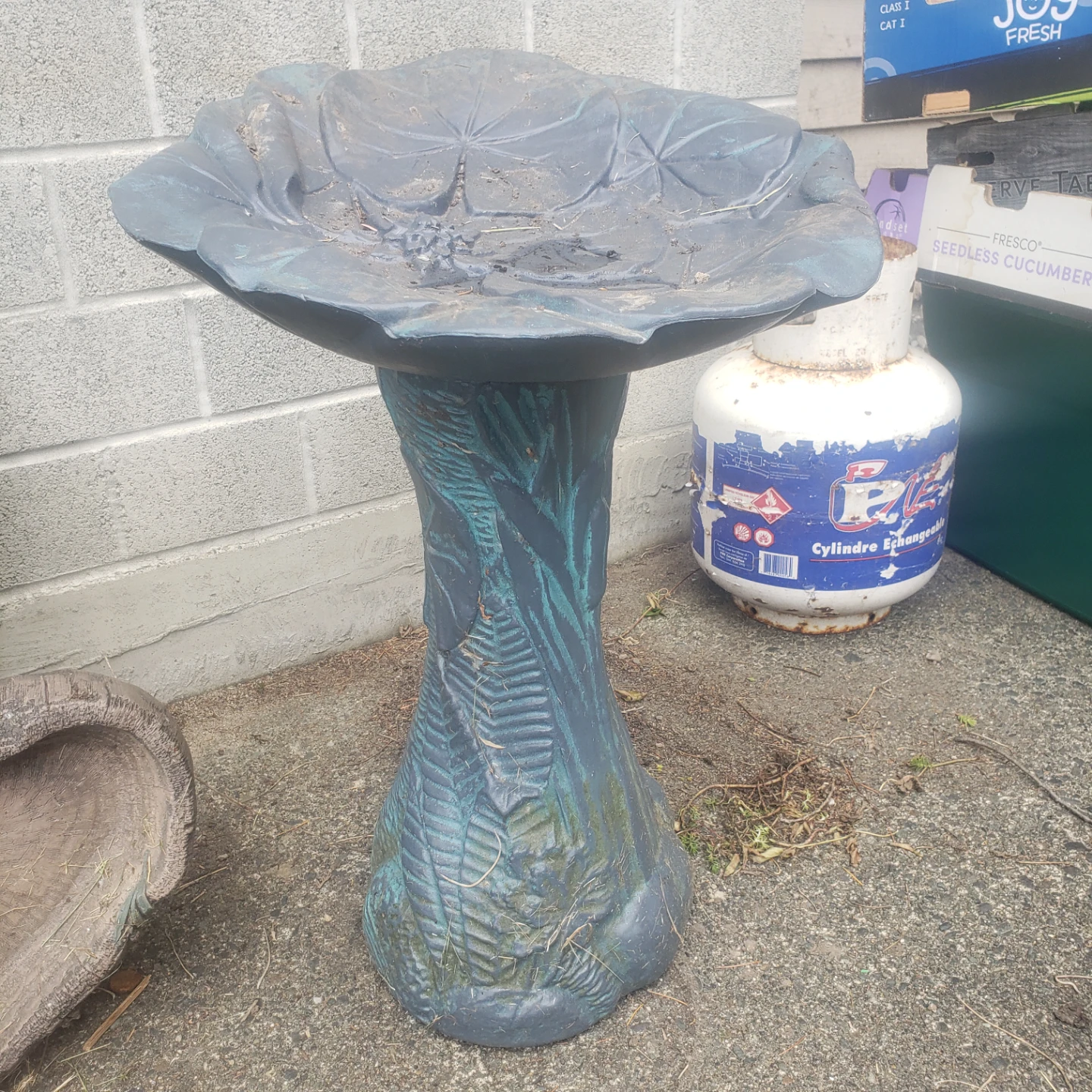 Decorative Bird Bath