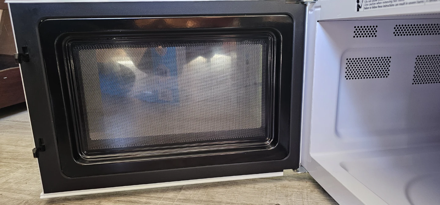 Hamilton Beach Microwave Oven - photo 2