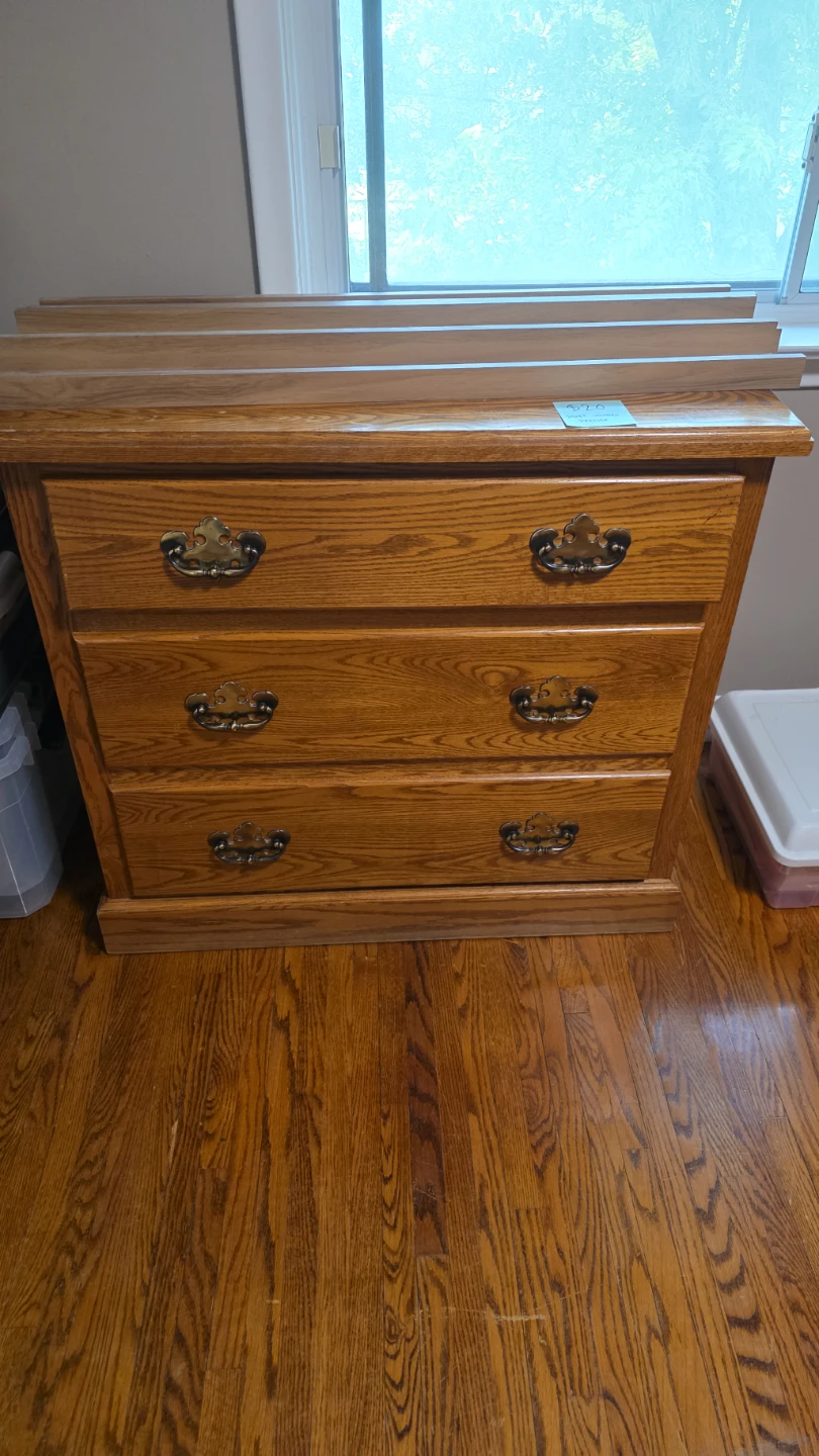 Oak Dresser with 3 Drawers