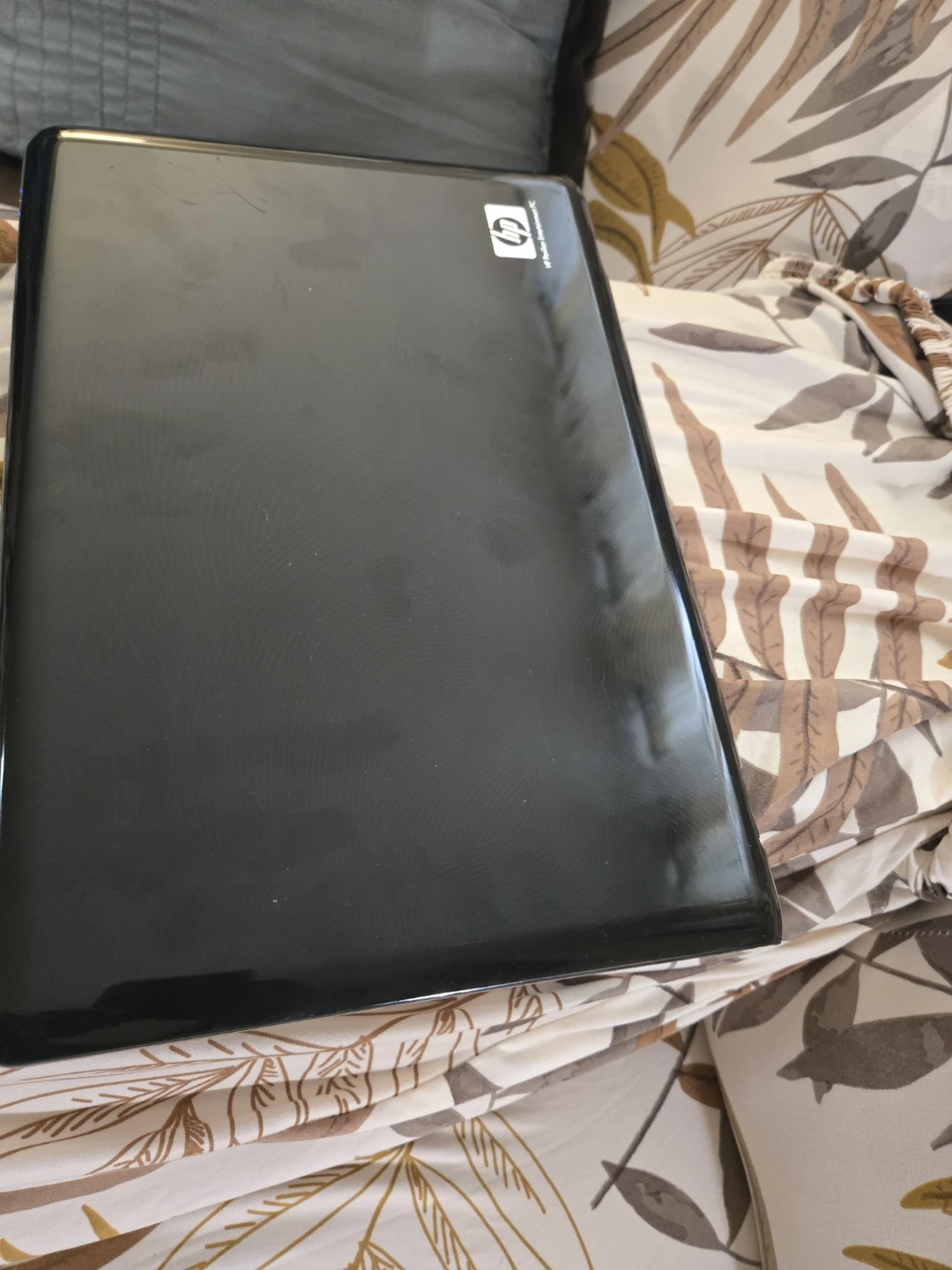 14.1inch windows 11pro Hp pavilion laptop - photo 2