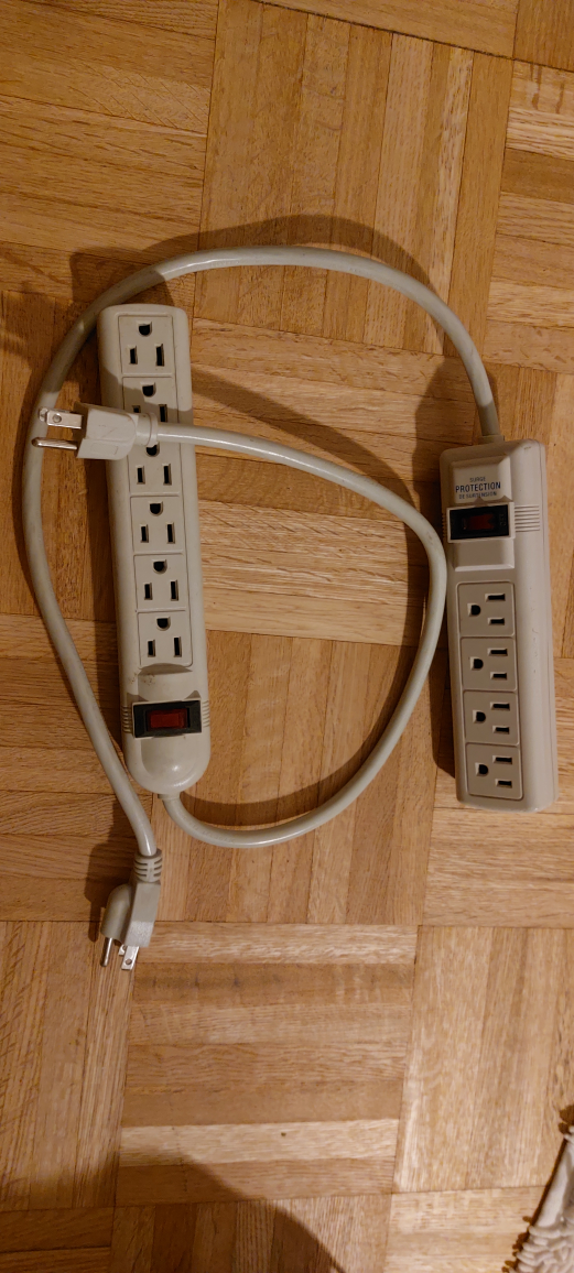 Surge Protector Power Strip with 6 Outlets