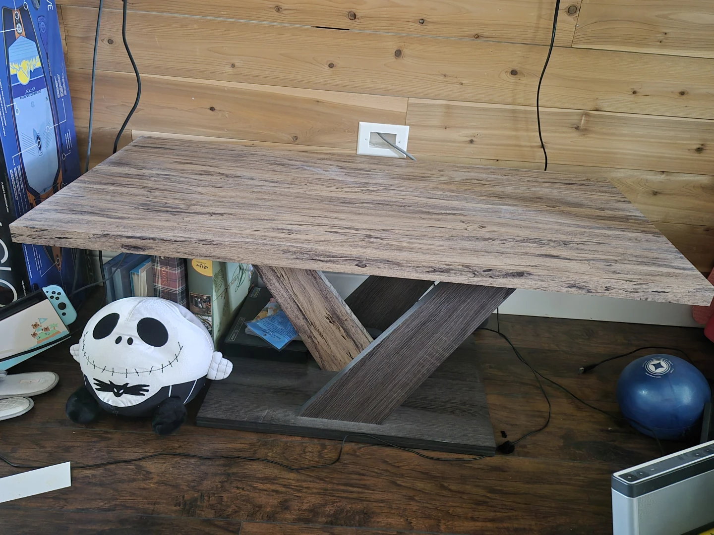 Modern V-Base Side Table