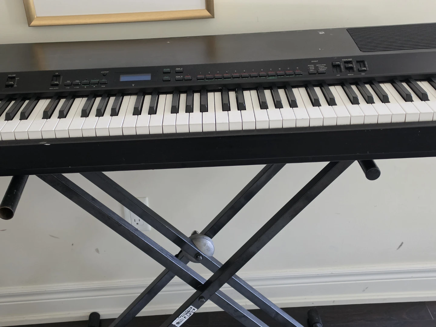 Yamaha Digital Keyboard - photo 2