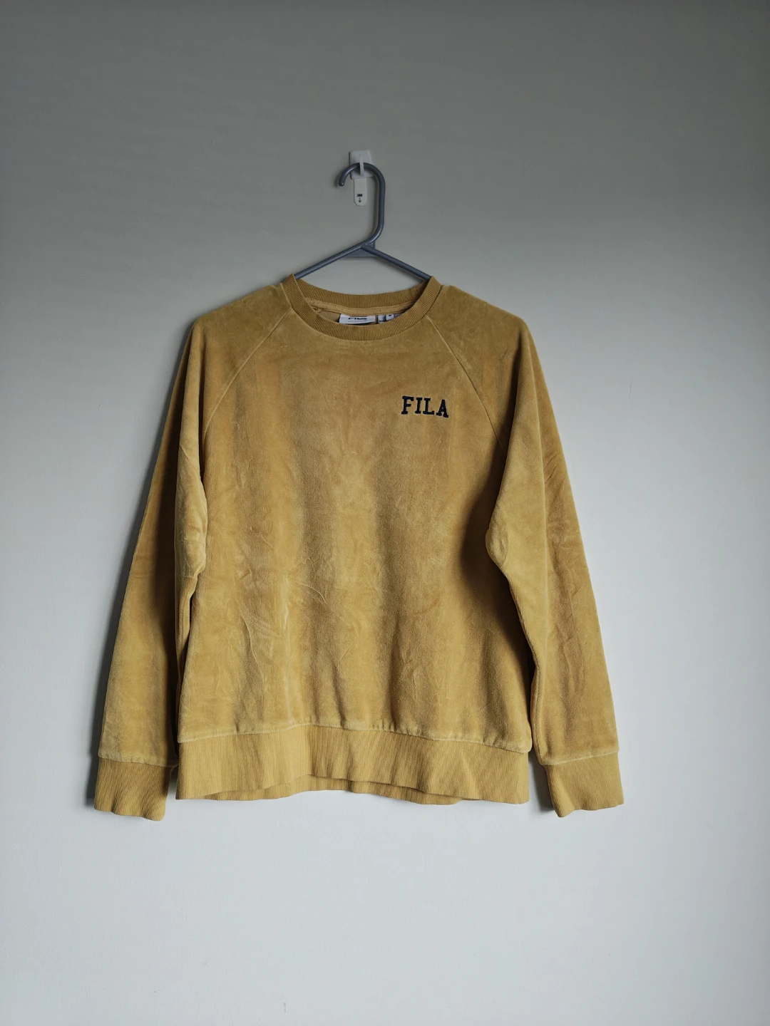 Fila Velour Crewneck Sweatshirt - Mustard Yellow - Size M - photo 2