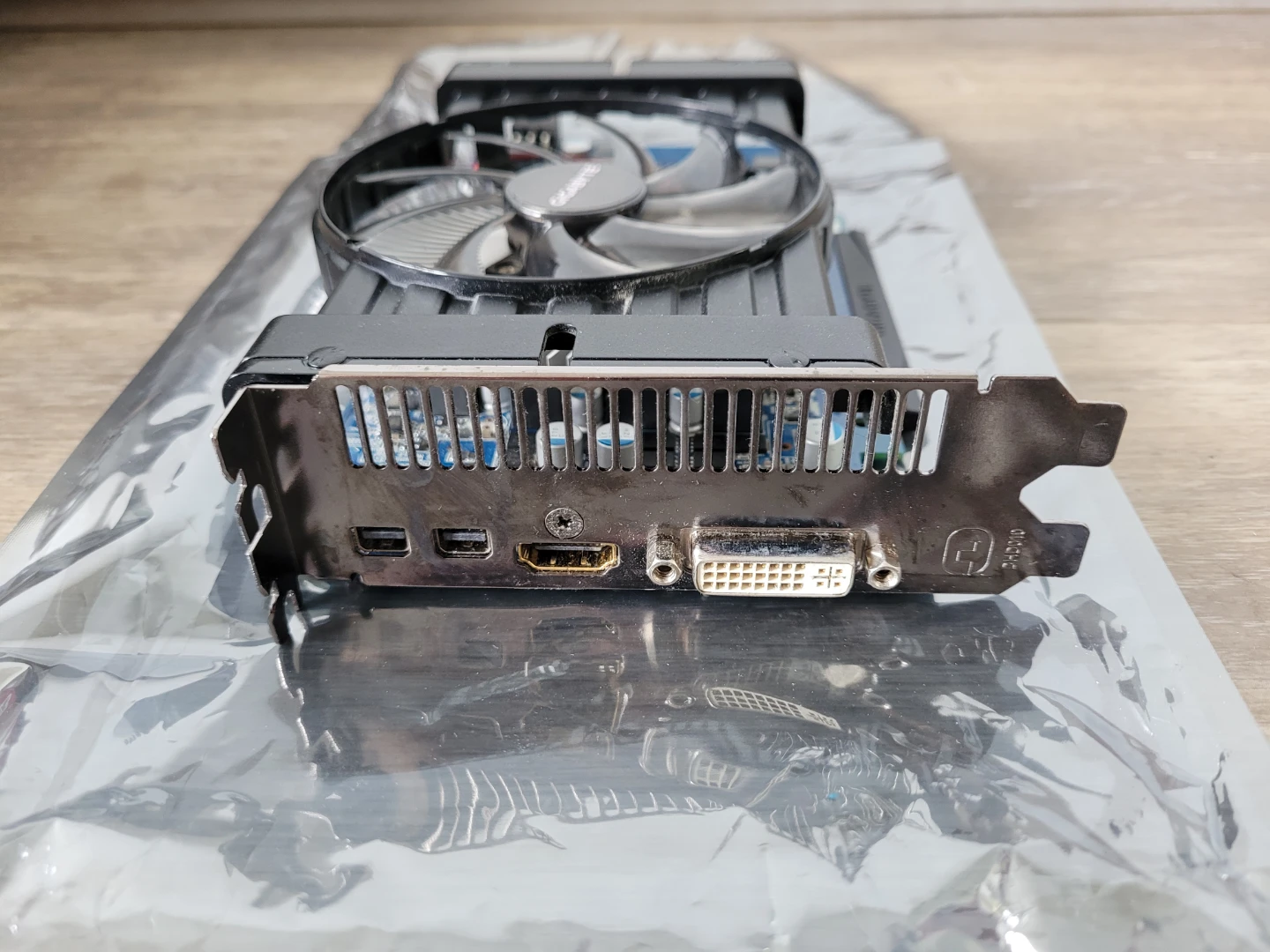 Gigabyte GV-R777OC-1GD AMD Radeon HD 7770 Graphics Card - photo 3