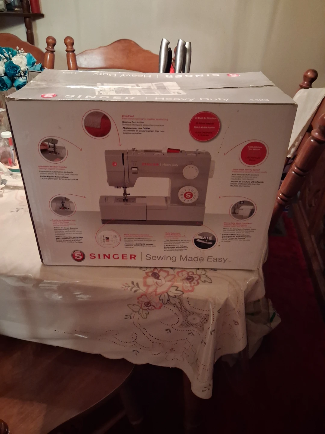 SINGER Heavy Duty 4423 Sewing Machine