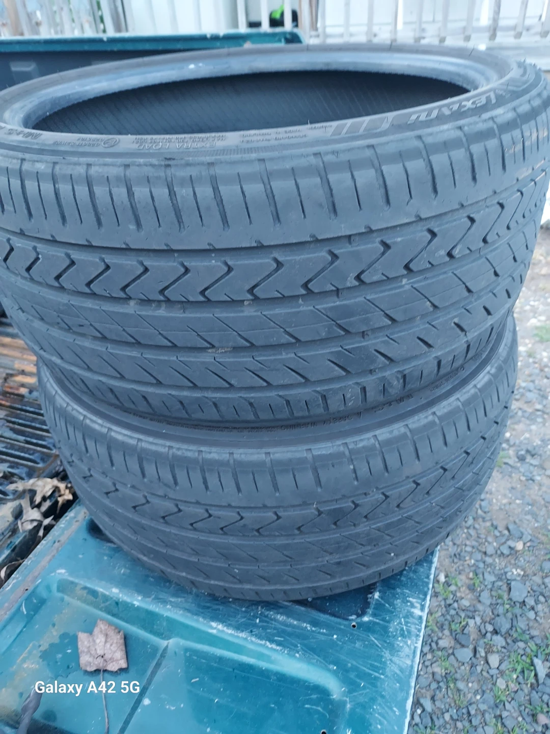 Lexani Tires 245/35ZR19