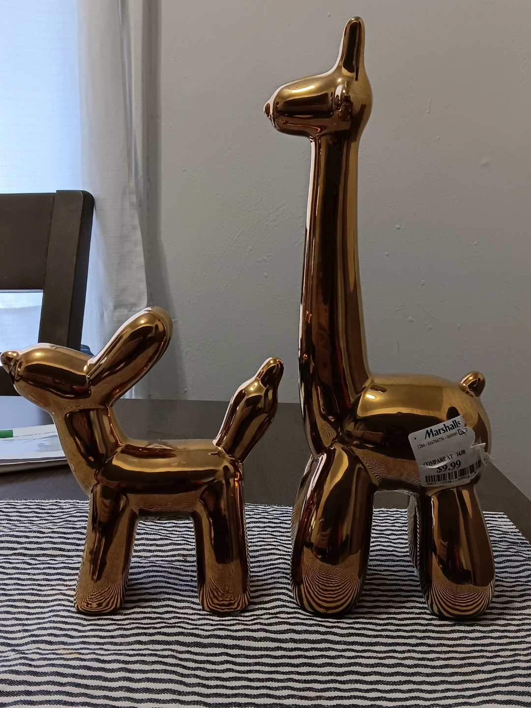 Gold Balloon Dog & Giraffe Figurines - photo 2