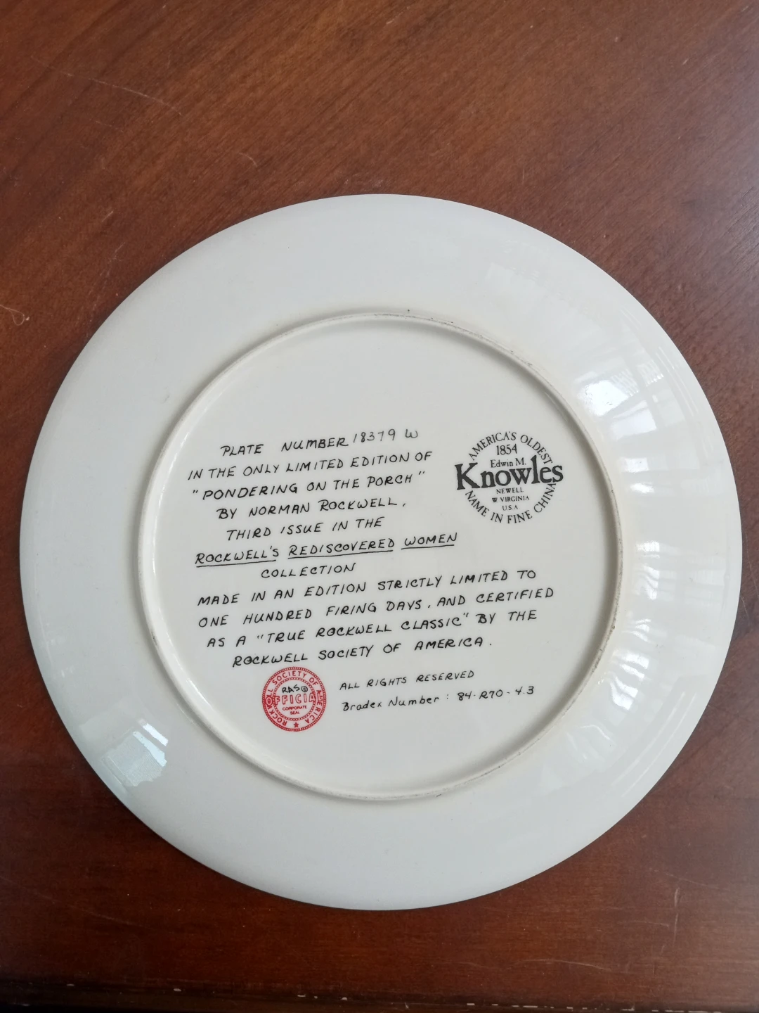 Norman Rockwell "Pondering on the Porch" Plate - photo 2