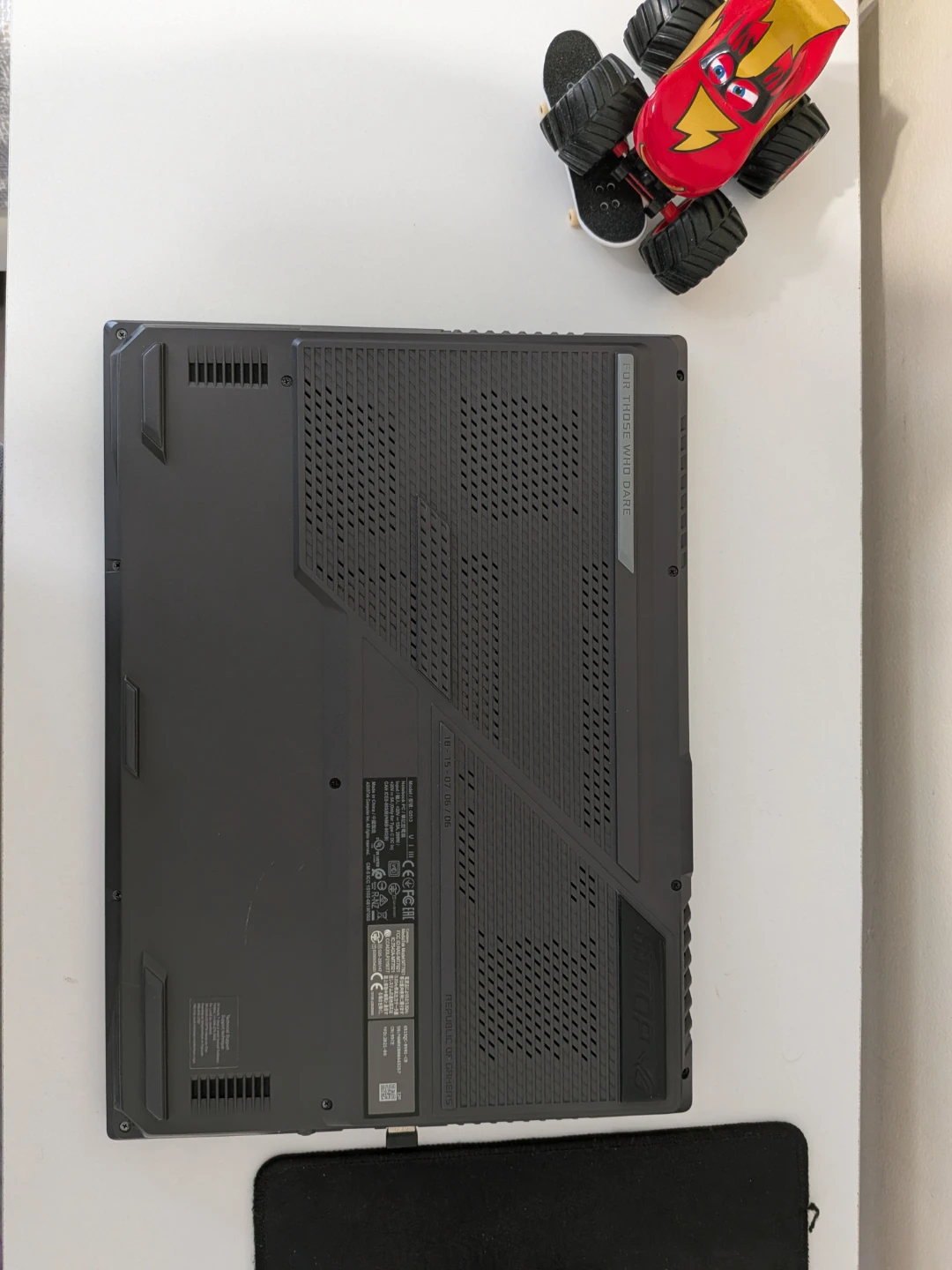 ASUS ROG Strix G15 Gaming Laptop - photo 4
