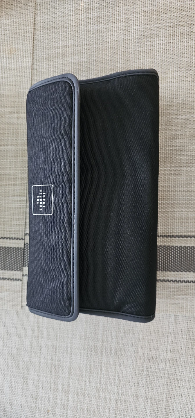 The Sharper Image Portable Charging Valet - photo 3