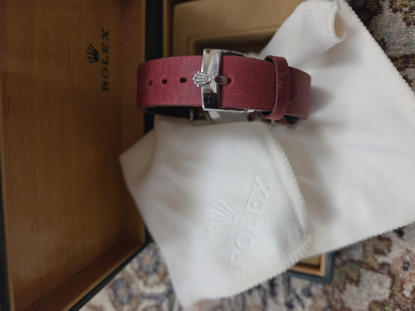 Rolex Oyster Perpetual Date Watch with Box - photo 3