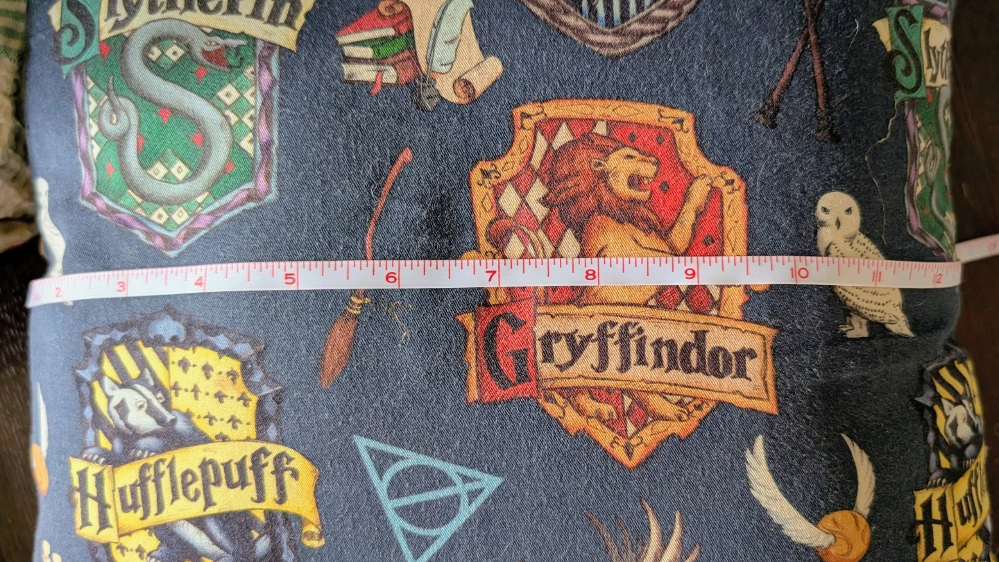 Harry Potter House Crests Handmade Throw Pillow - photo 3