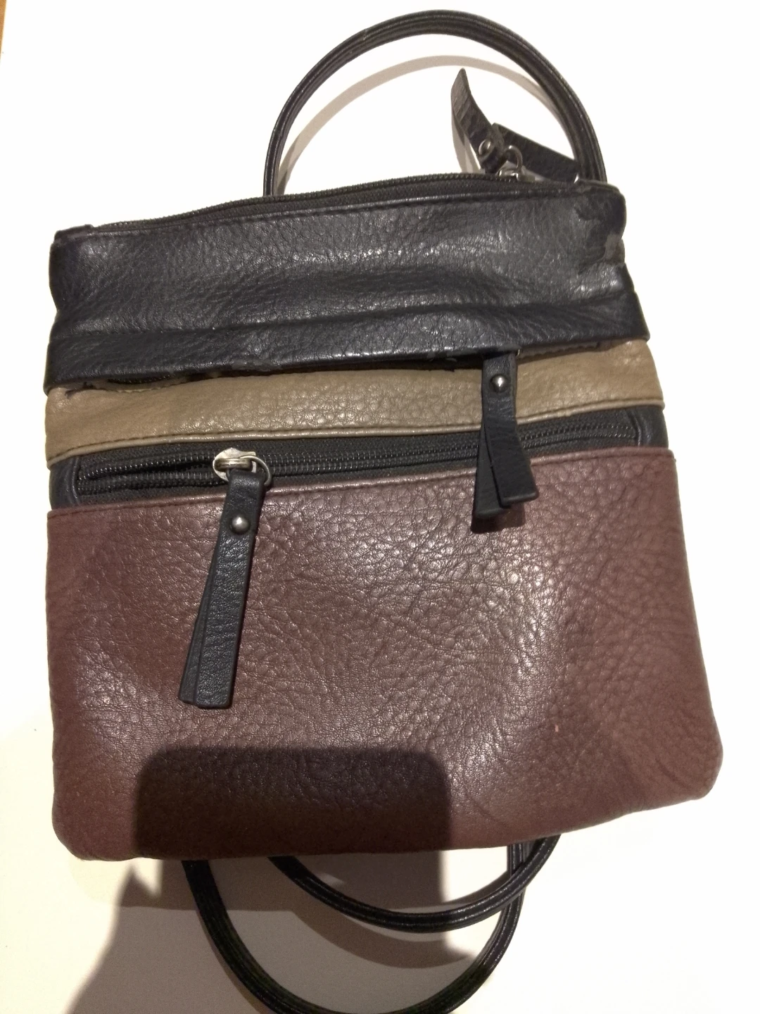 Tri-color Faux Leather Crossbody Bag ⚽