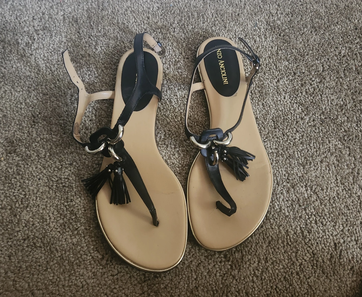 Women sandals