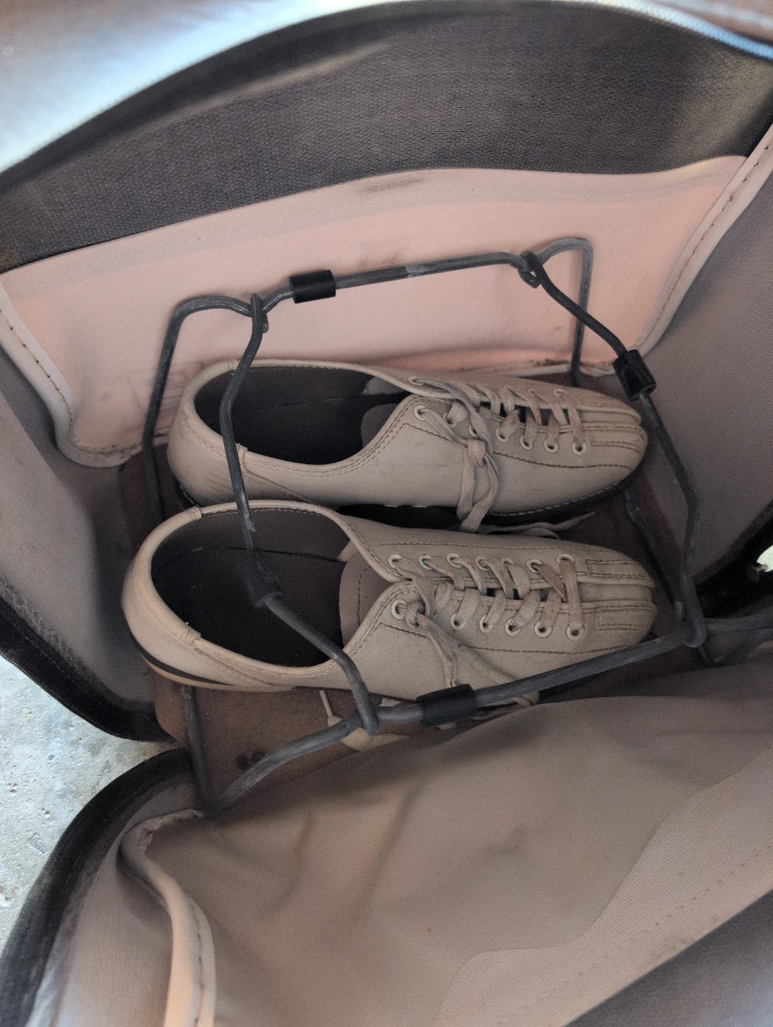 Vintage Bonanza Bowling Ball and Bag Set - photo 3