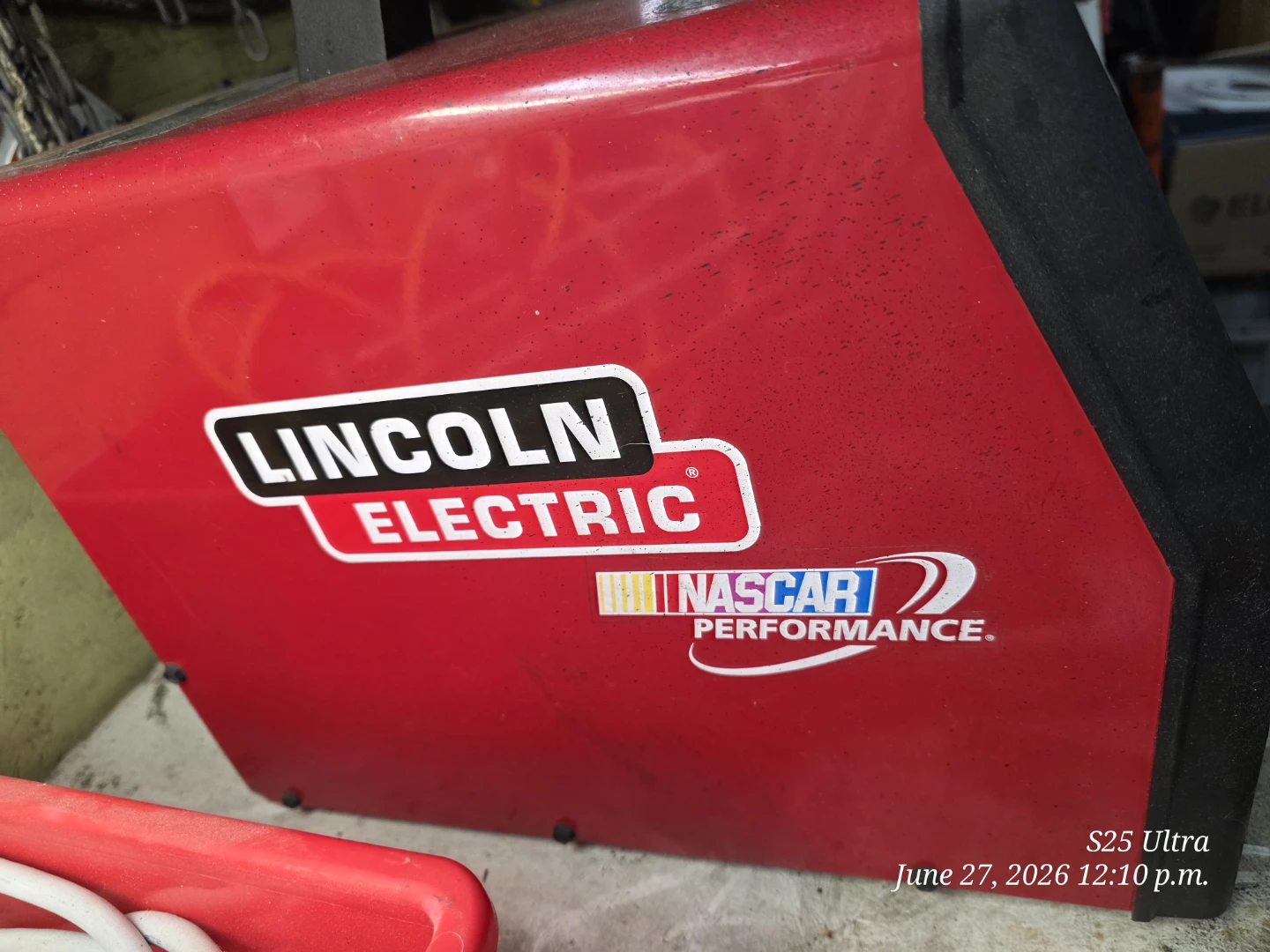 Lincoln Electric SP-135T MIG Welder - photo 2