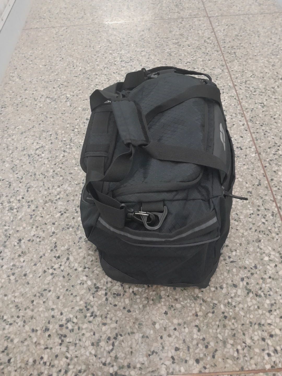 OGIO Black Duffel Bag  Small Size - photo 3