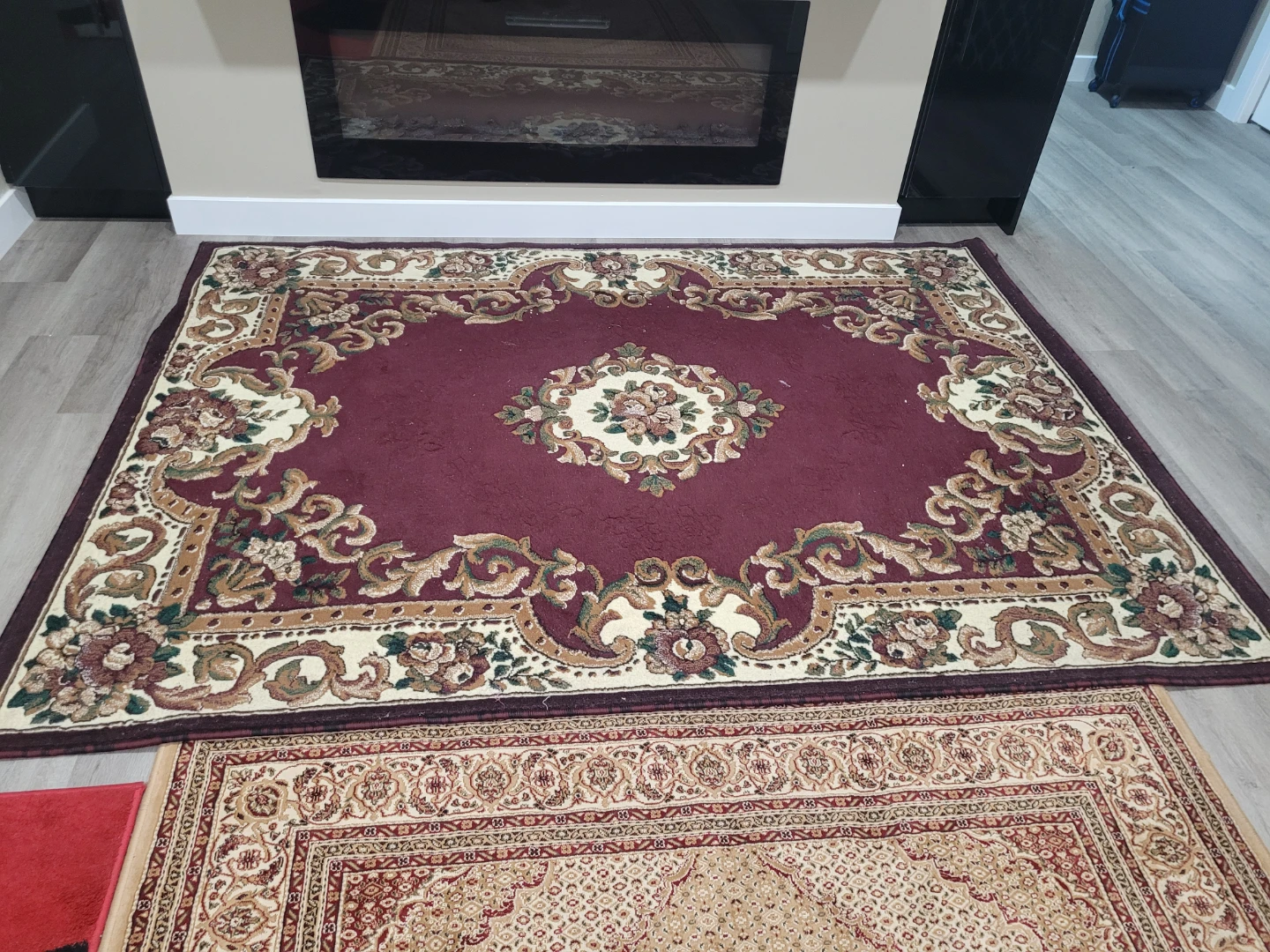 Traditional Burgundy Area Rug