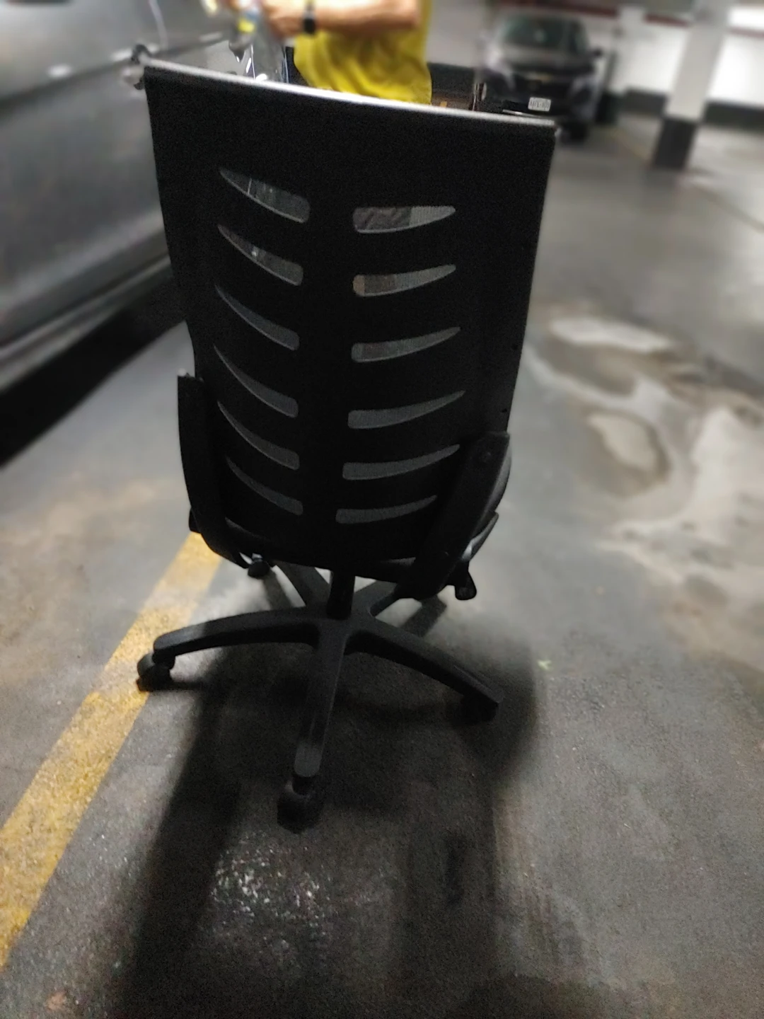 Black Office Chair - photo 3