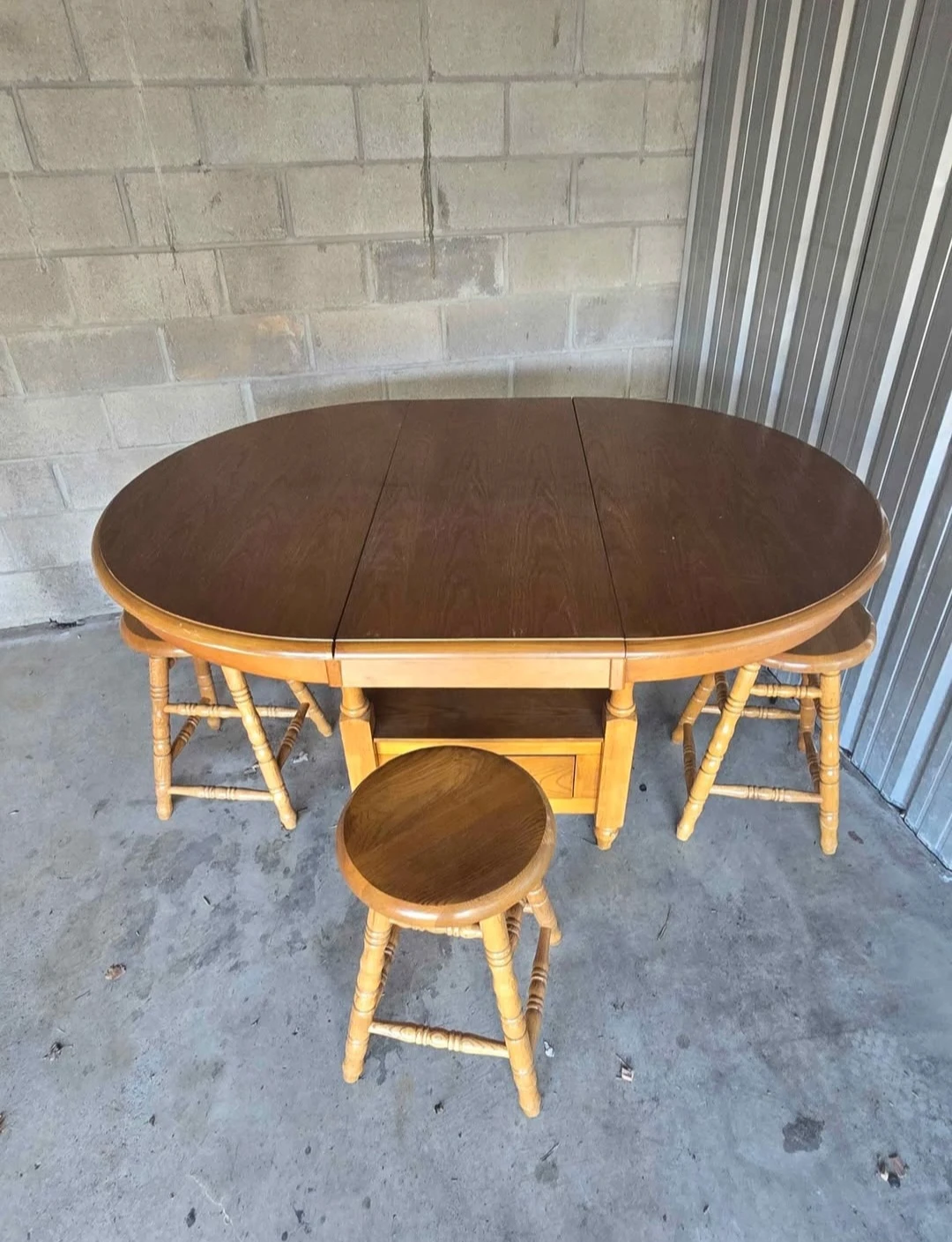 Round Drop Leaf Dining Table with 4 Stools