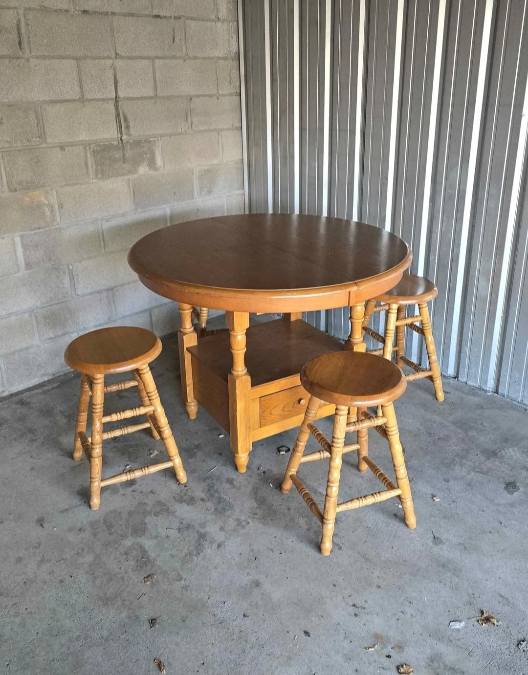 Round Drop Leaf Dining Table with 4 Stools - photo 2