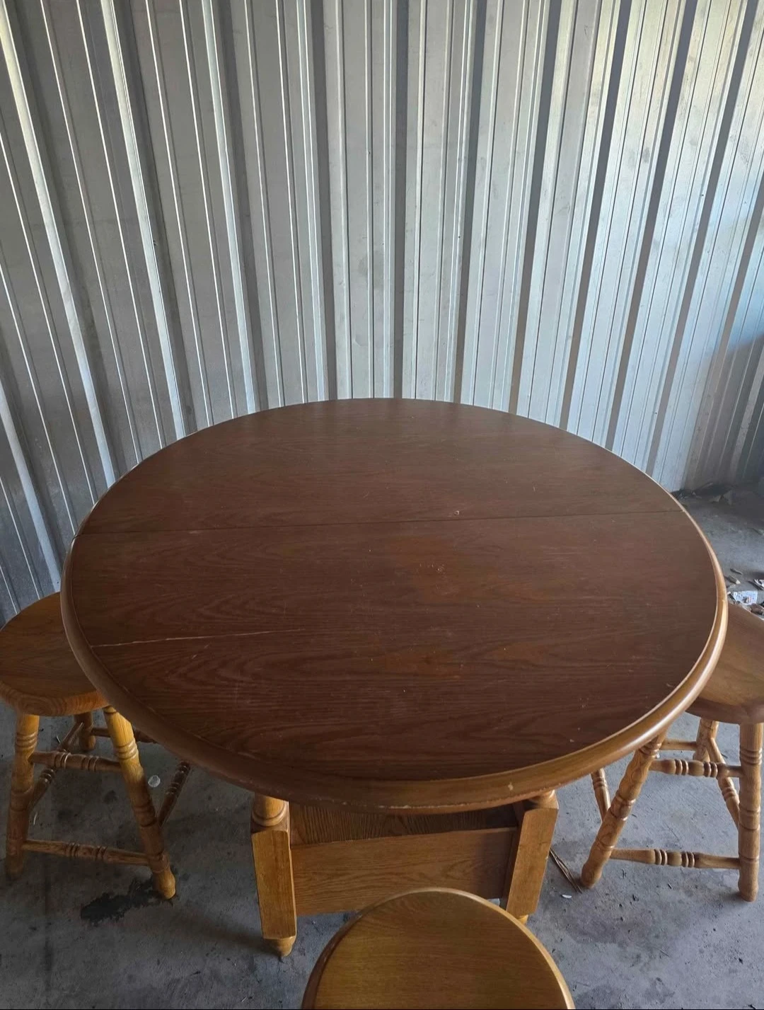Round Drop Leaf Dining Table with 4 Stools - photo 4