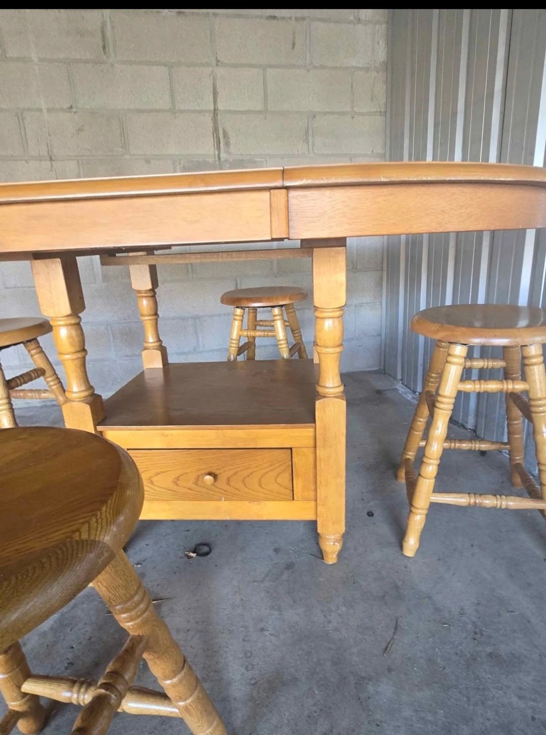 Round Drop Leaf Dining Table with 4 Stools - photo 5