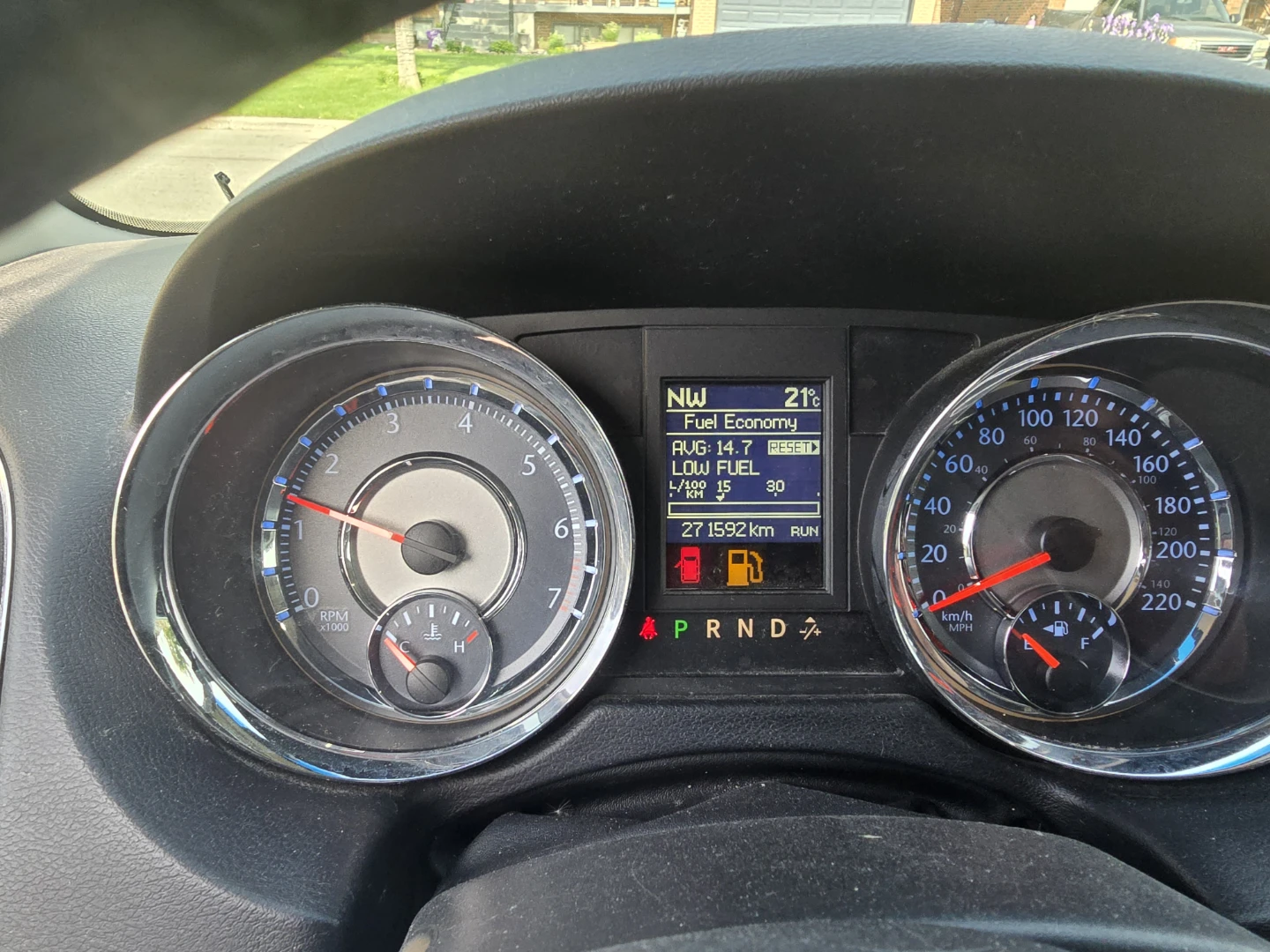 White Chrysler Town & Country Minivan - photo 5