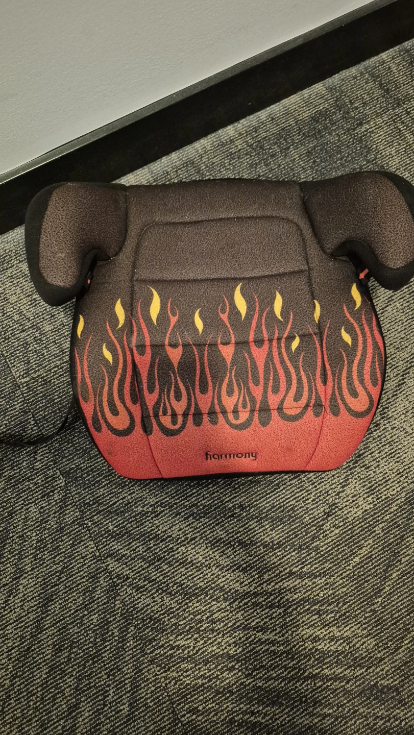 2 Harmony Booster Seats - photo 4