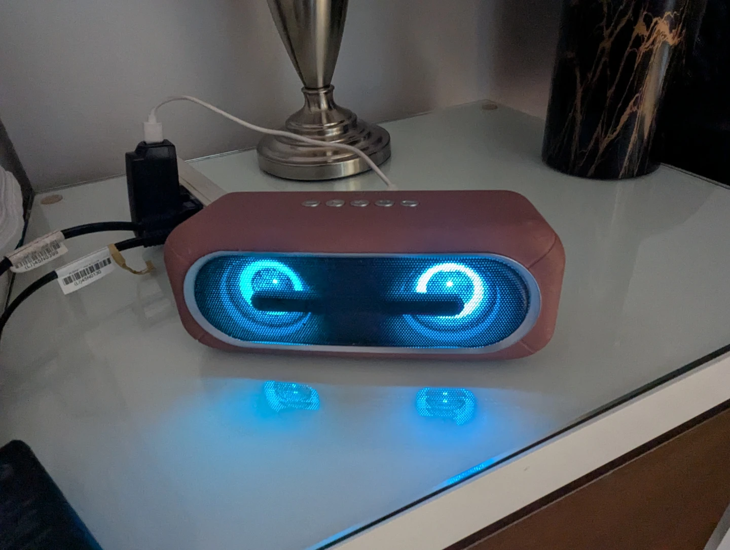 Acellories Bluetooth Speaker and FM Radio - photo 2