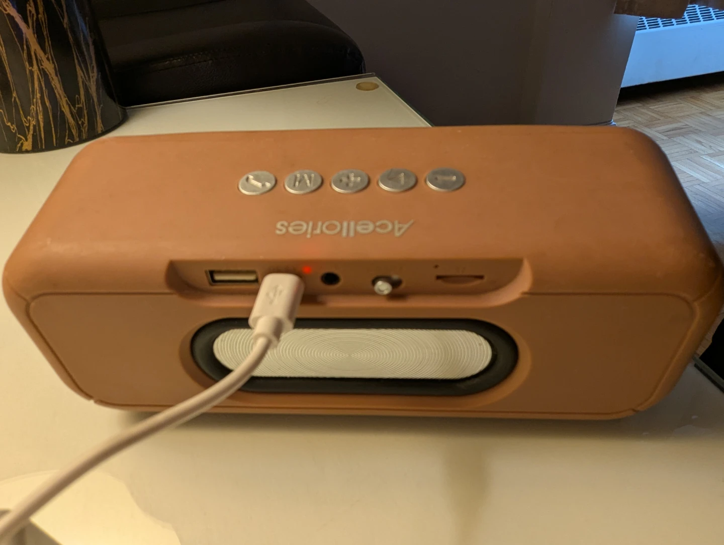 Acellories Bluetooth Speaker and FM Radio - photo 3