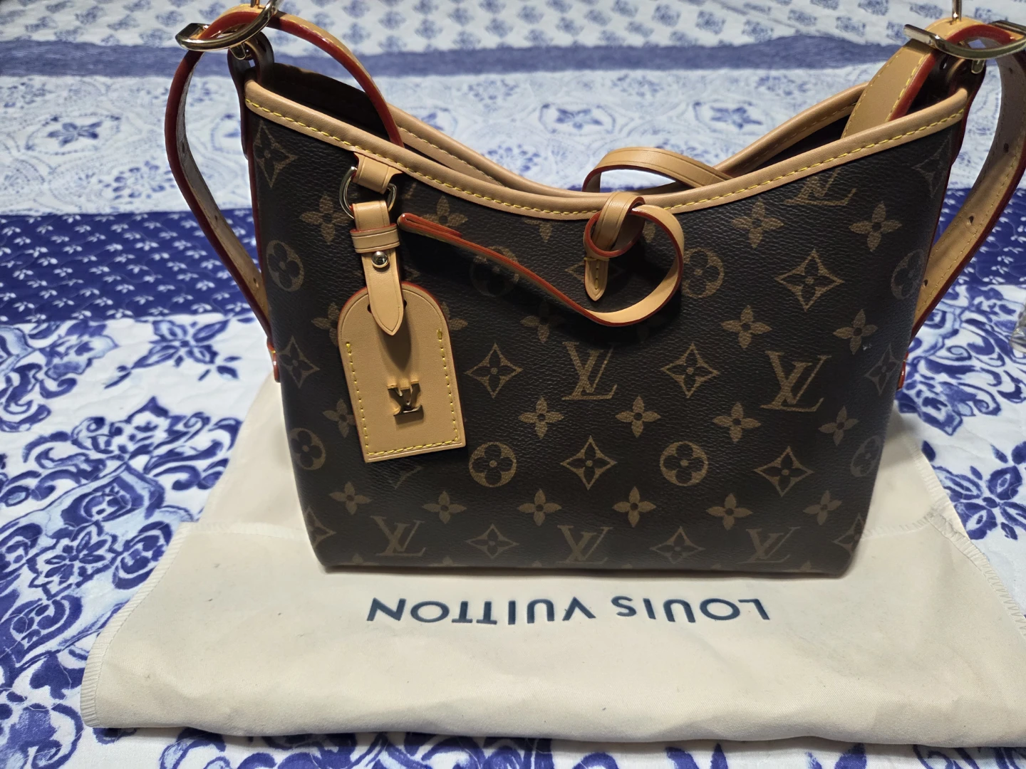 Louis Vuitton Monogram Canvas Bag with Pouch - photo 3