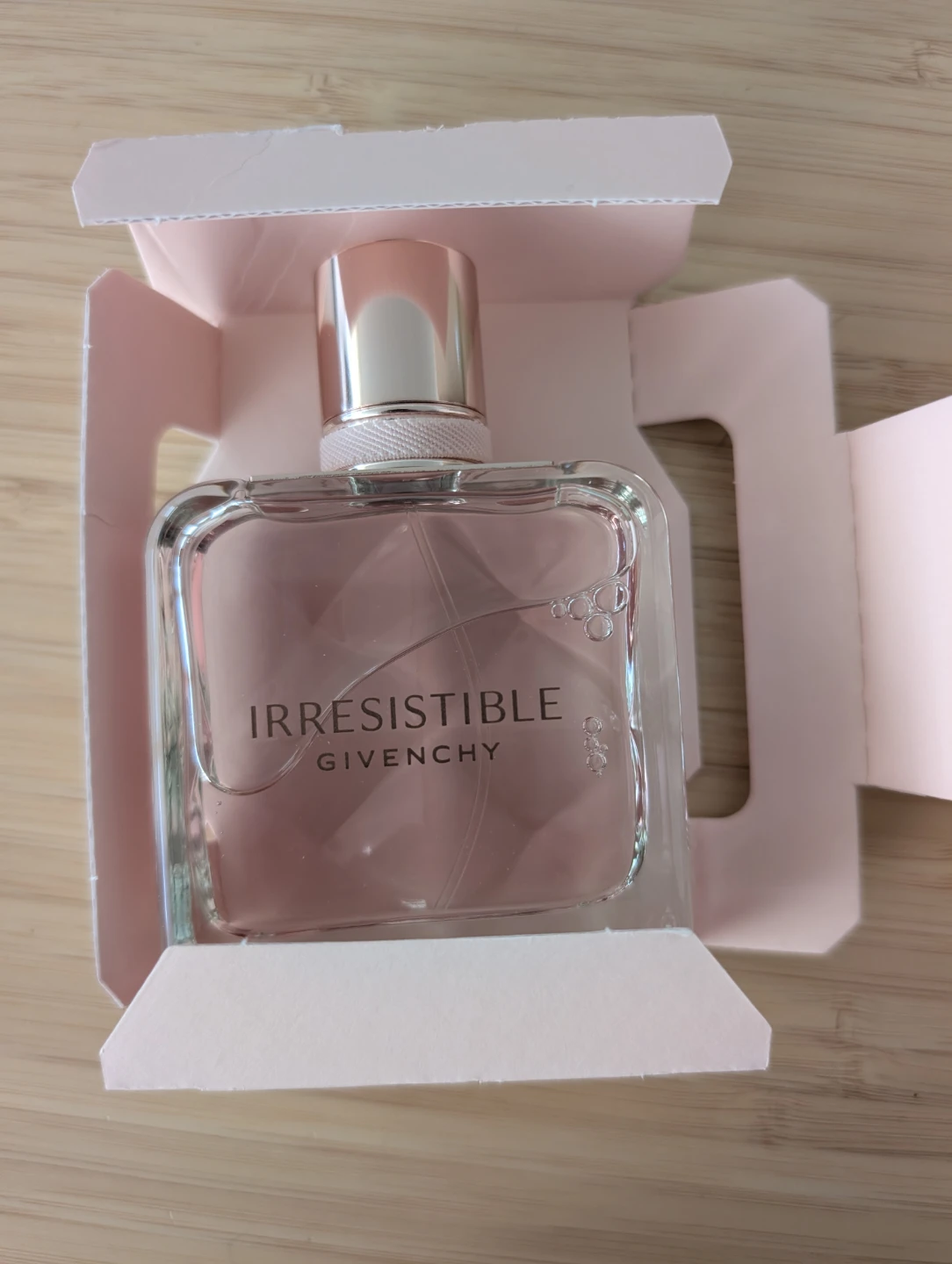 Givenchy Irresistible Eau de Toilette 50ml - photo 2