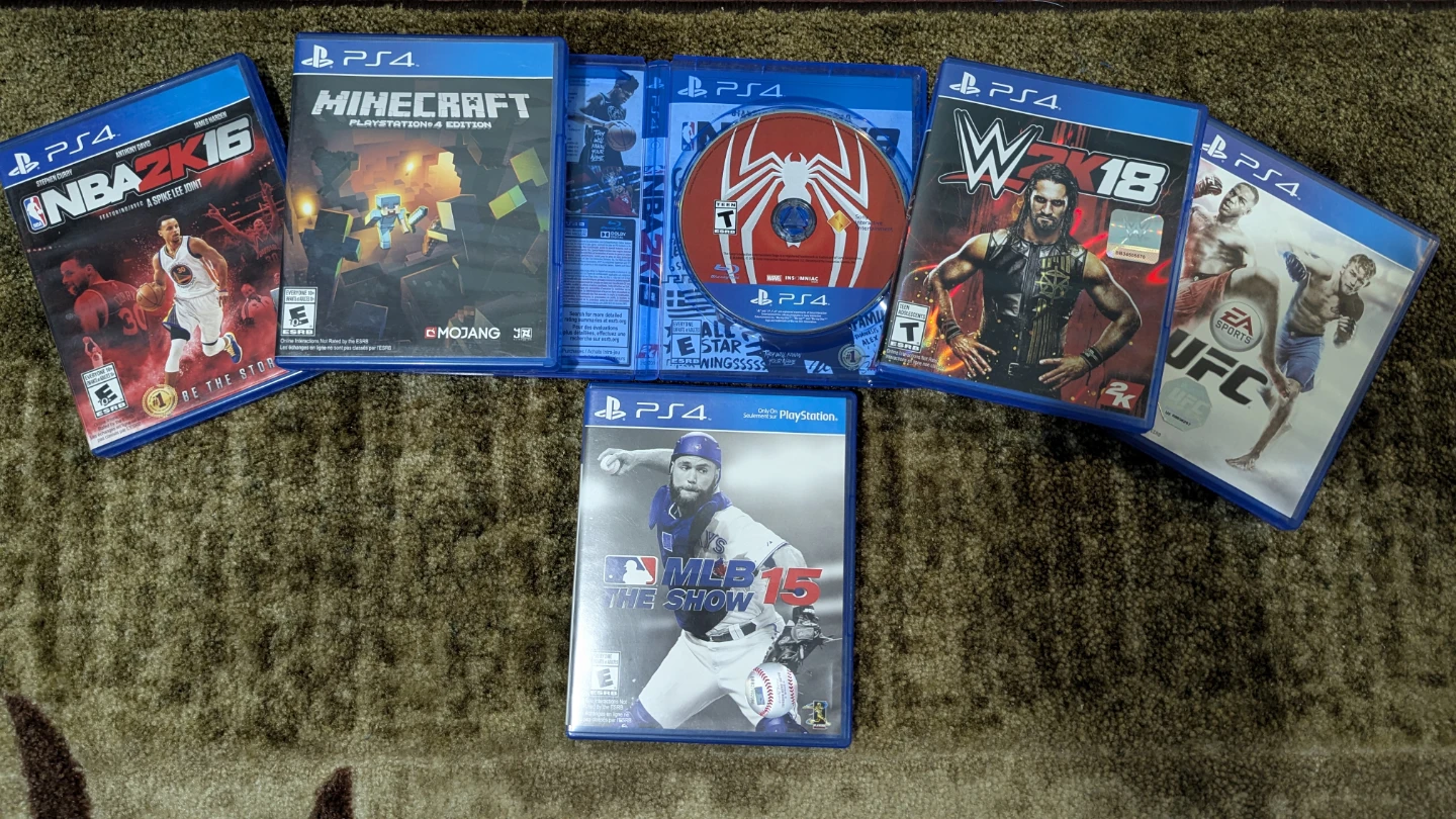 PS4 Pro Console - photo 4