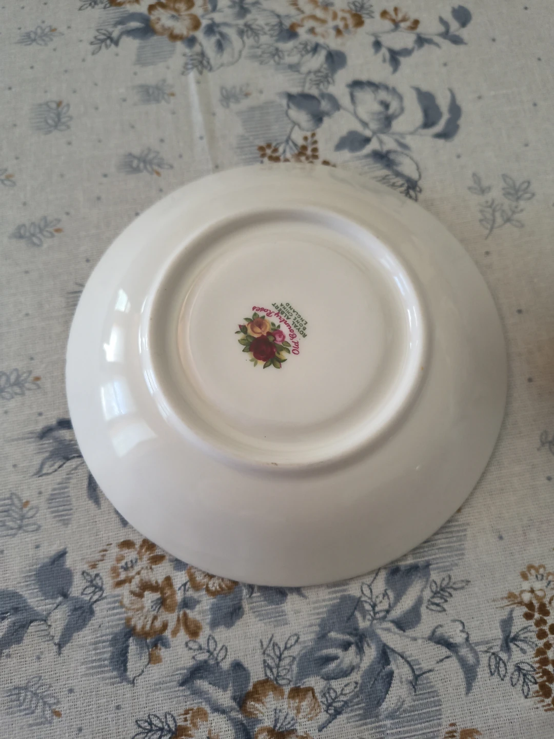 Royal Albert Old Country Roses Butter Dish - photo 3
