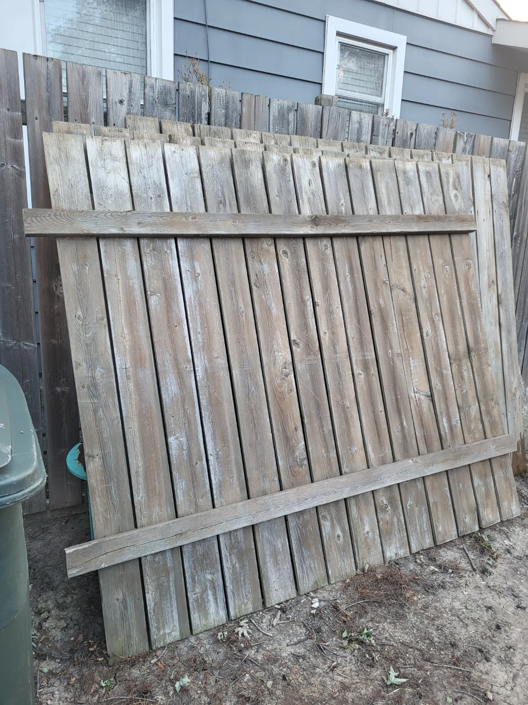 Fence panels