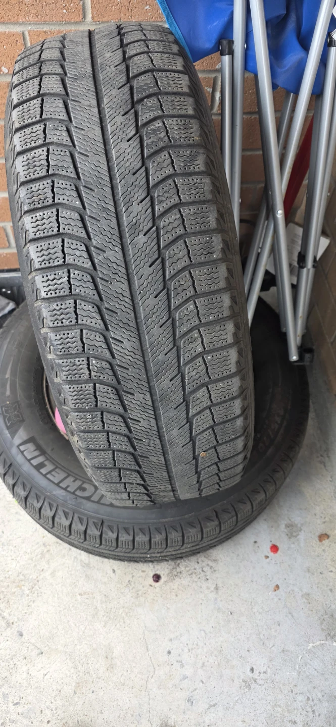 Michelin Winter Tire 225/70 R16 - photo 2