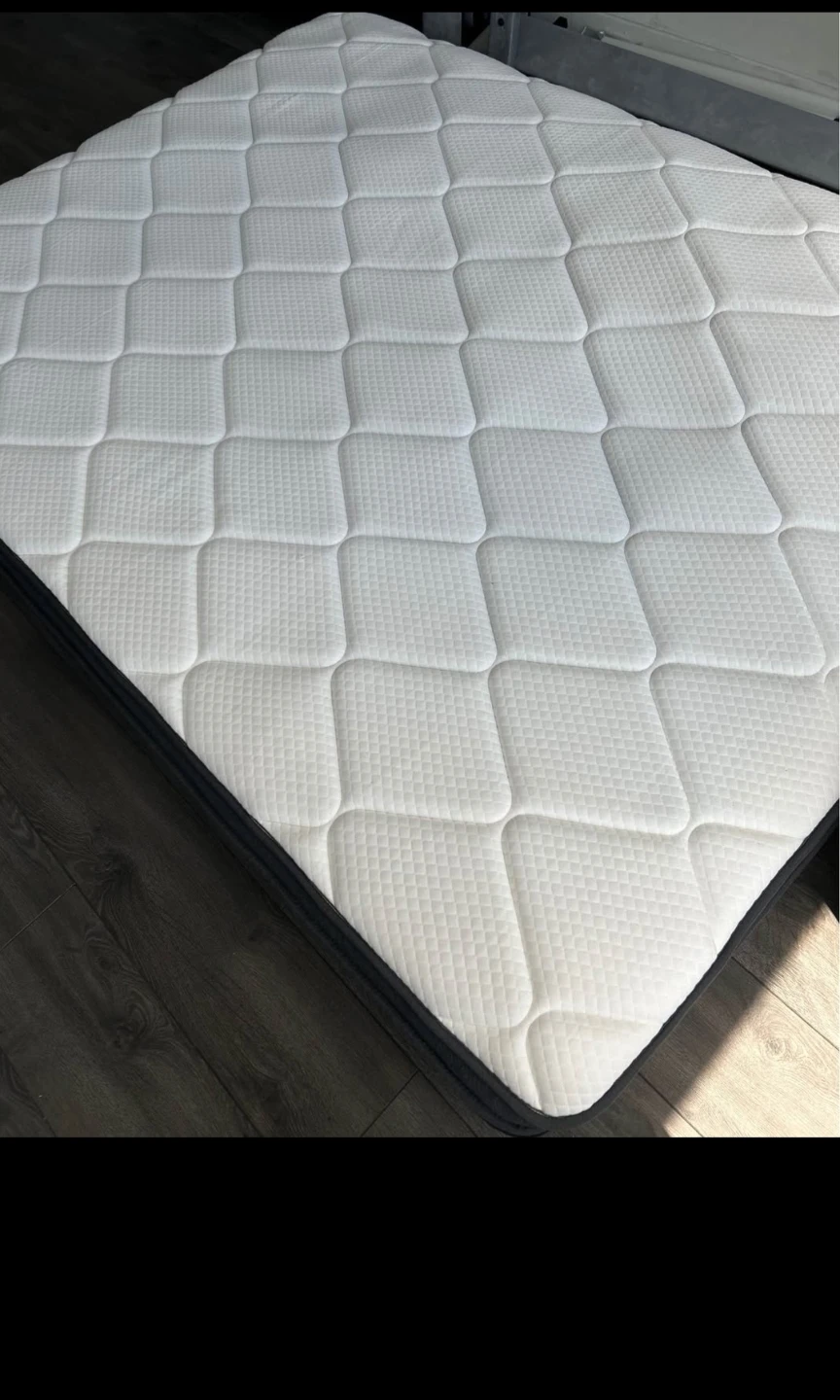 Queen size White Quilted Mattress