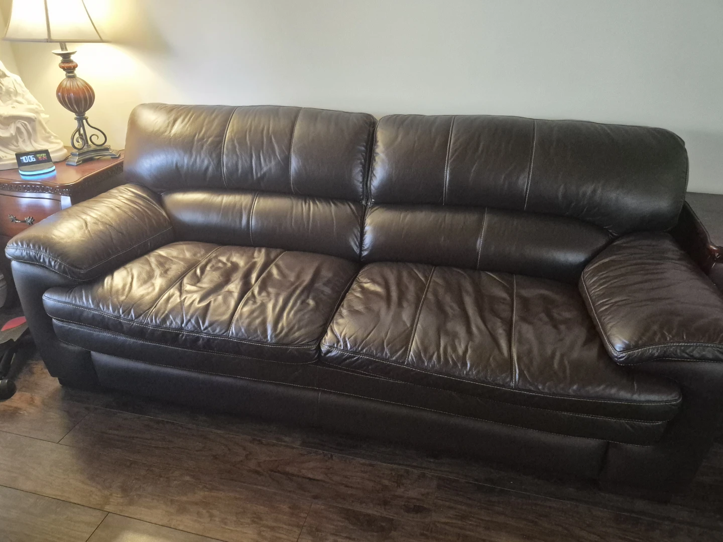 Lazyboy Leather Sofa - photo 2