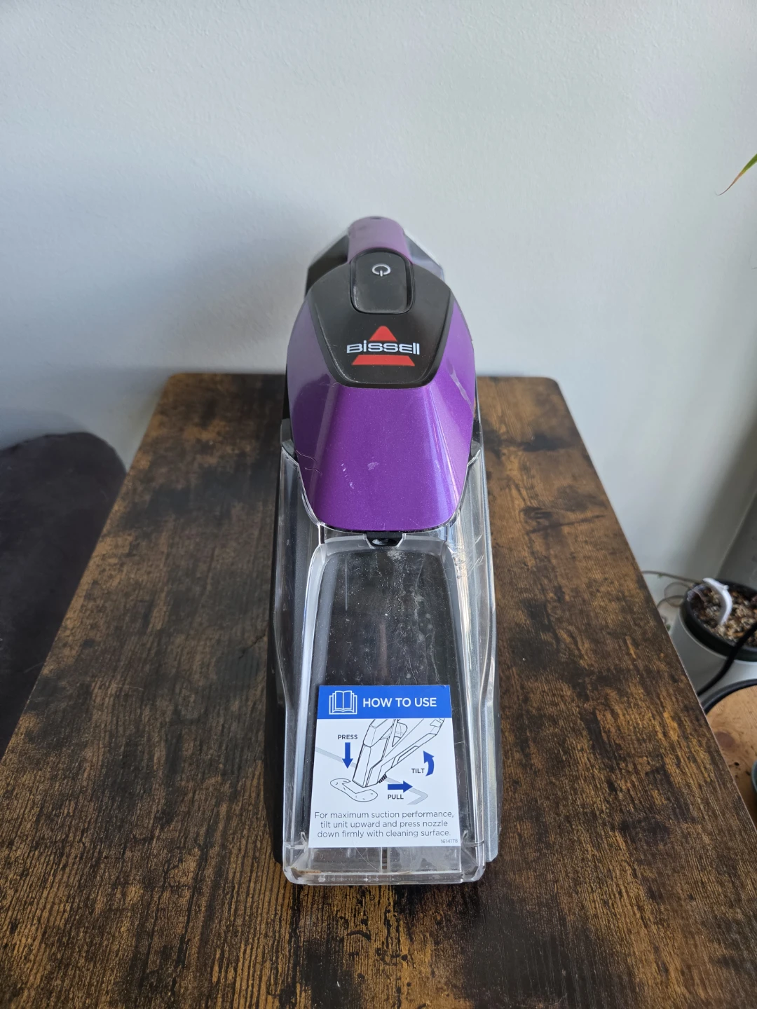 BISSELL Pet Stain Eraser Cordless Cleaner ( No charger ) - photo 2