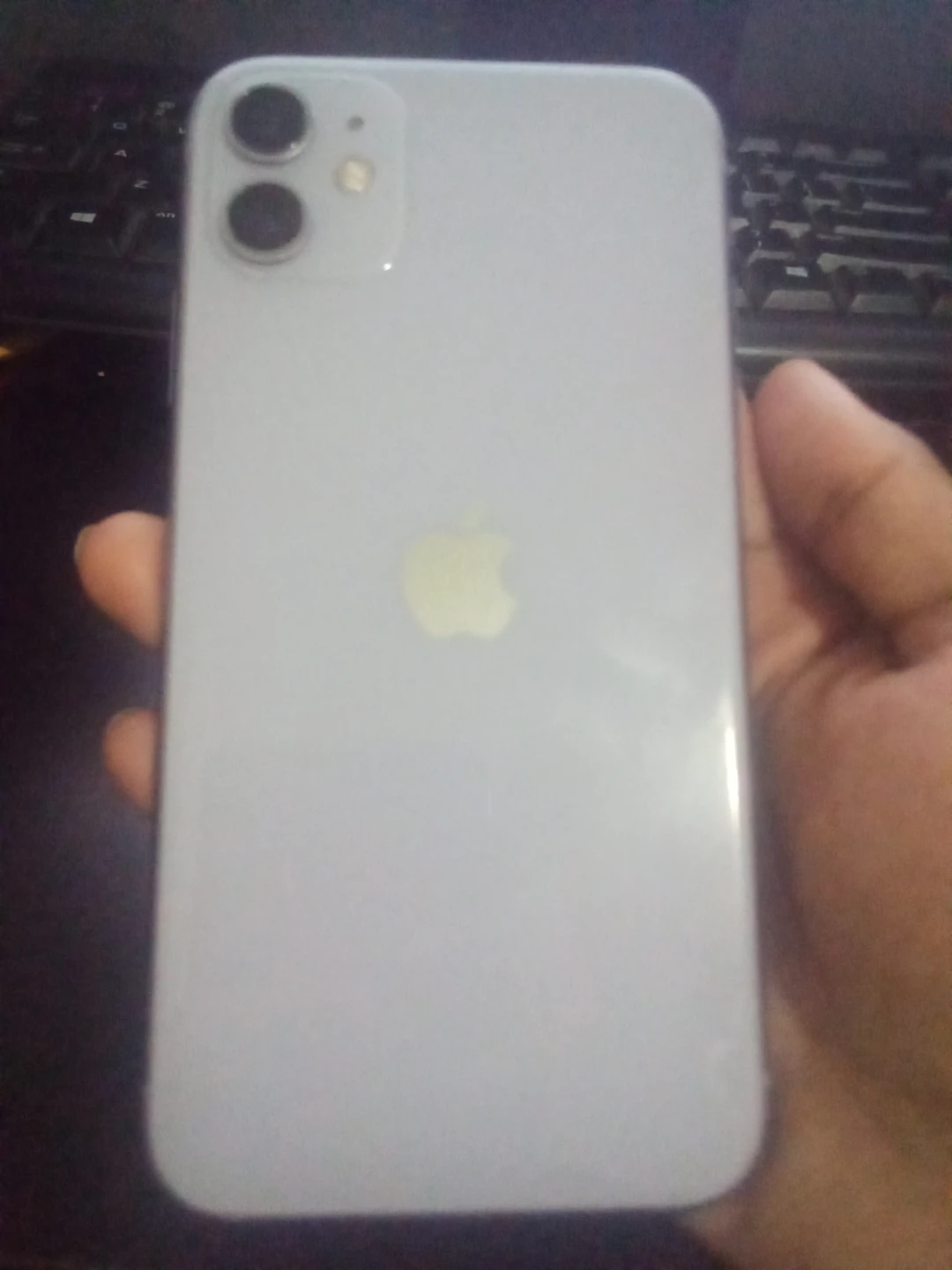 Apple iPhone 11