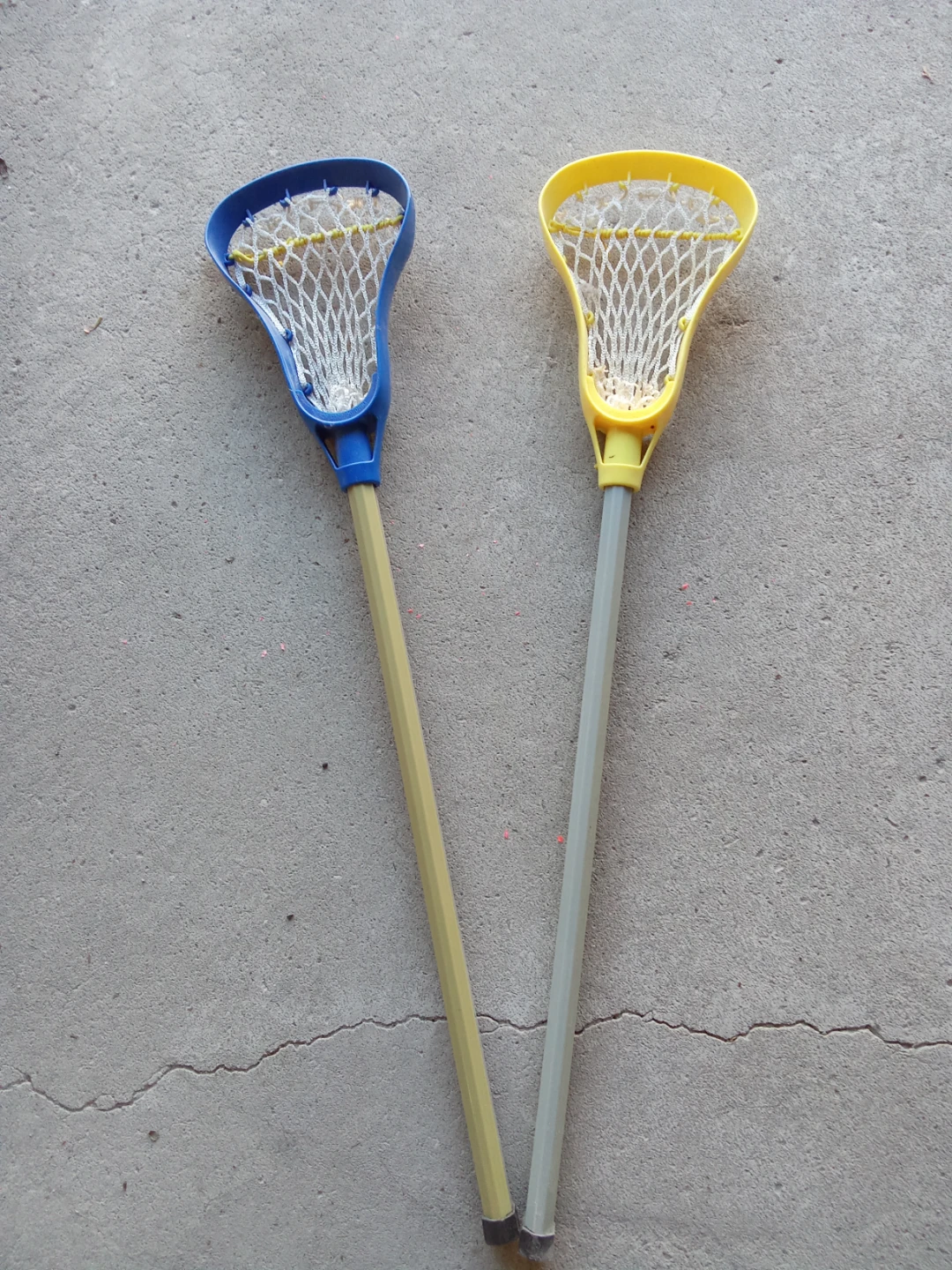 Two Lacrosse Sticks - Blue and Yellow - photo 2